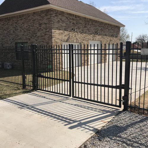 Black Steel Double Swing Driveway Fence Gate