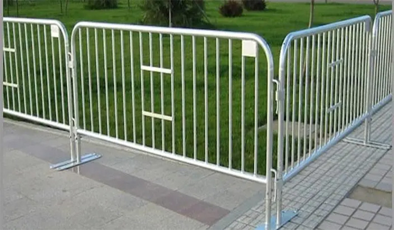 Steel Crowd Control Barriers