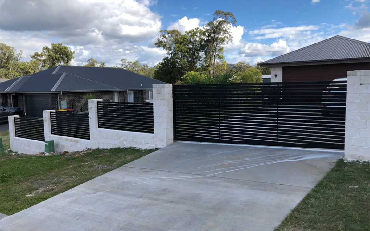 Aluminium Slat Fencing