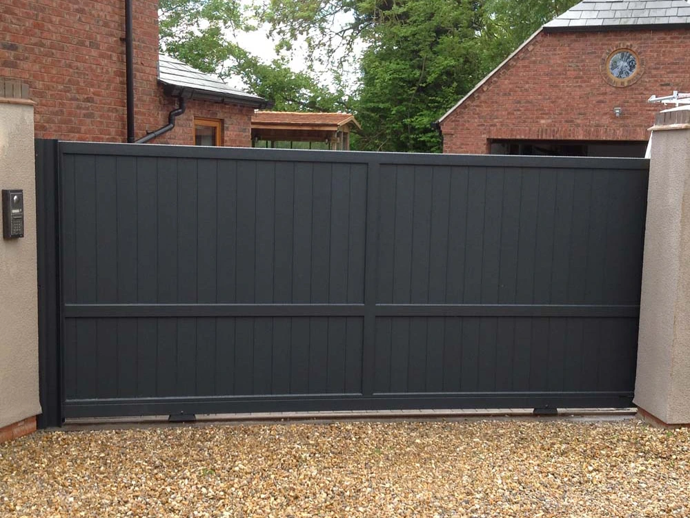 Aluminum Sliding Gate