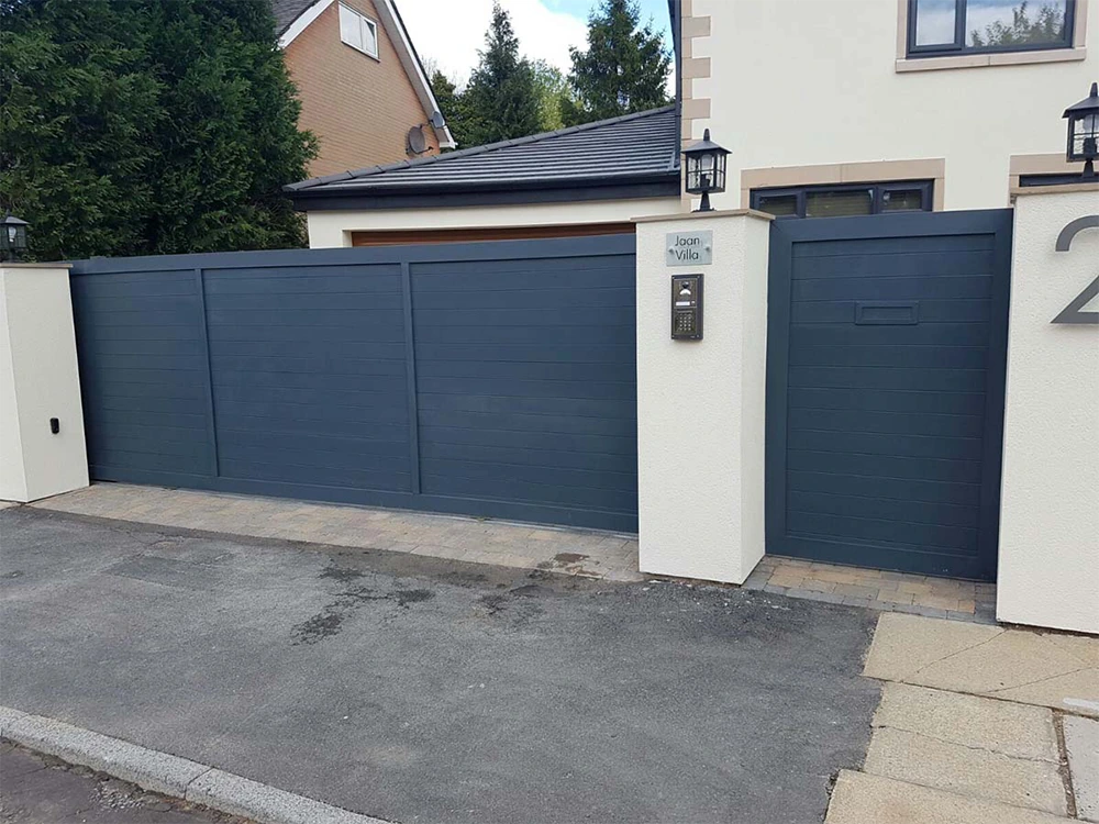 Aluminum Sliding Gate