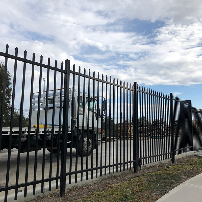 Spear Top Aluminum Fence