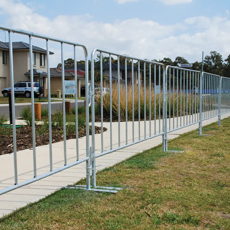 metal crowd control barrier