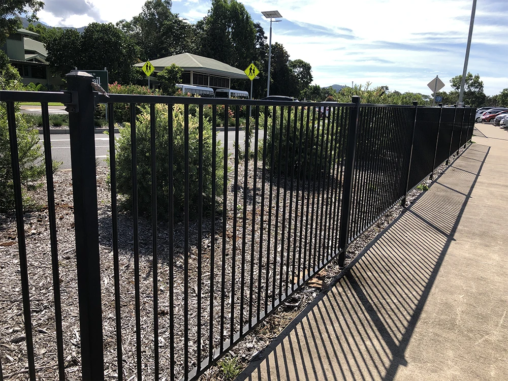 Flat Top Fence