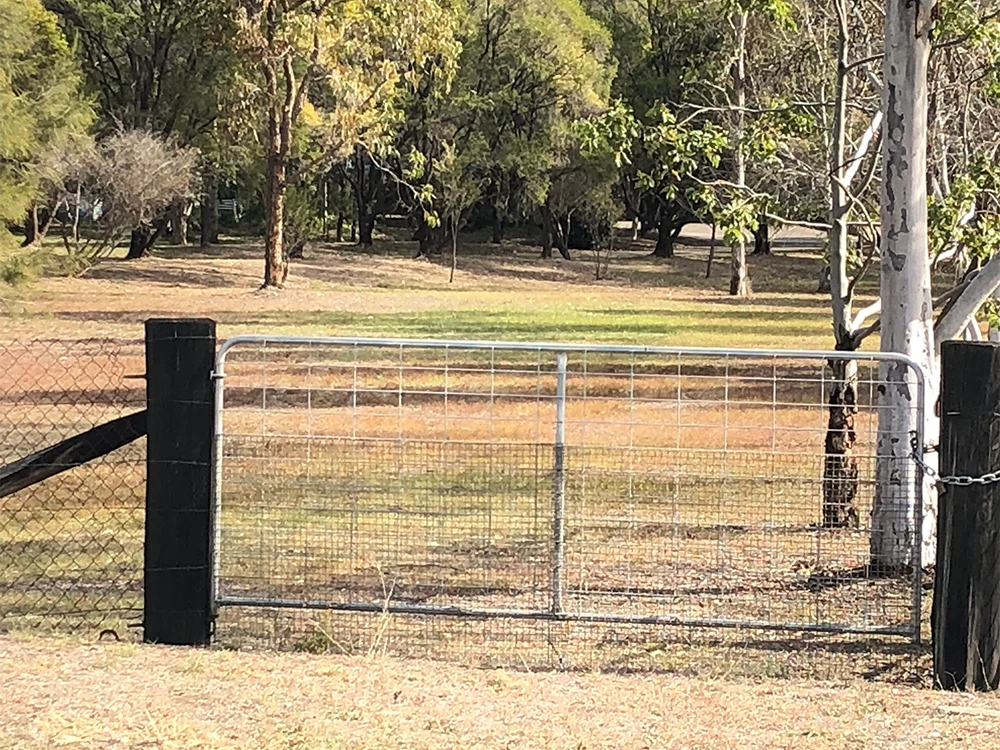 I-stay Farm Gate