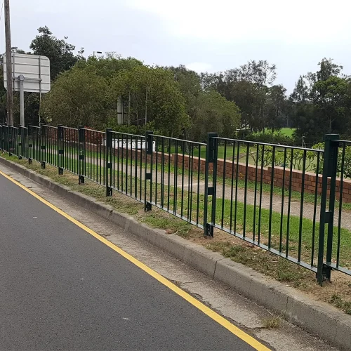 Pedestrian Fence Verge