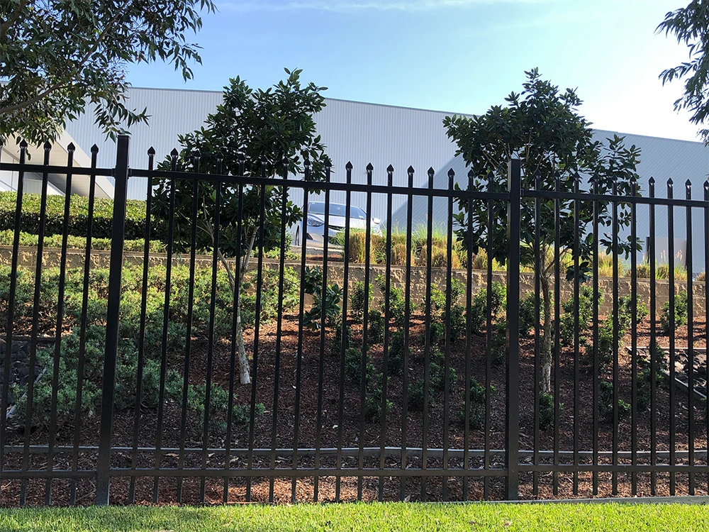 Aluminum Spear Top Fence