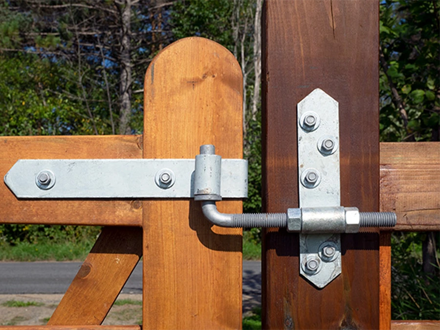 Installing Farm Gate Hinges